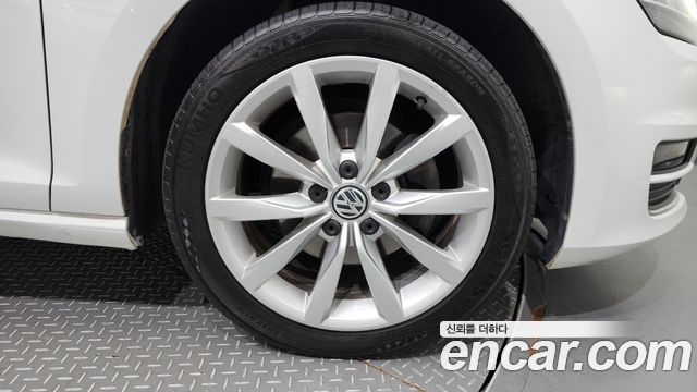 Volkswagen Golf из Кореи Encar