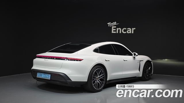 Porsche Taycan Base — пробег 17 225 км — фото 2 из 5