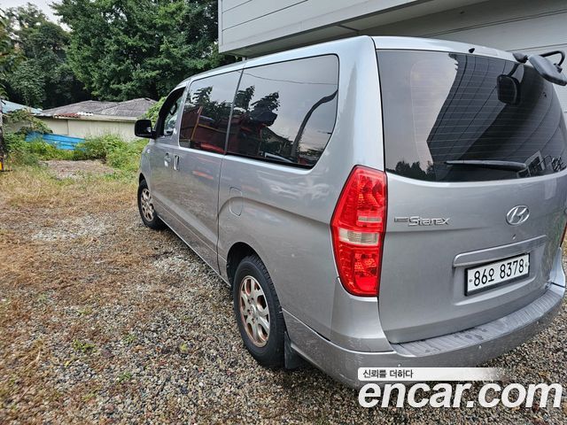 Hyundai Starex 3-Seater VAN CVX Luxury — пробег 316 882 км — фото 2 из 5