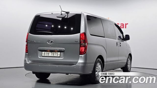 Hyundai Starex 5-Seater VAN Smart — пробег 154 176 км — фото 2 из 5