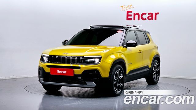 Jeep Avenger Altitude — пробег 4 533 км — фото 1 из 5
