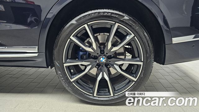 BMW X7 xDrive 40i M Sport 6STR — пробег 45 196 км — фото 5 из 5