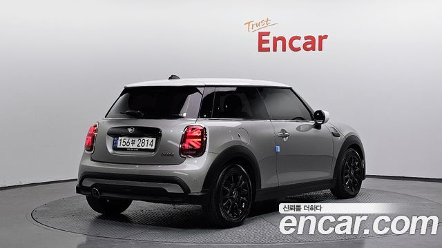 Mini Cooper Classic Third Generation — пробег 51 885 км — фото 2 из 5