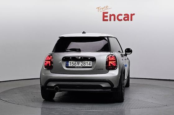 Mini Cooper Classic Third Generation — пробег 51 885 км — фото 4 из 5