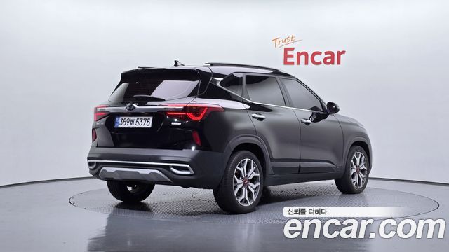 Kia Seltos из Кореи Encar