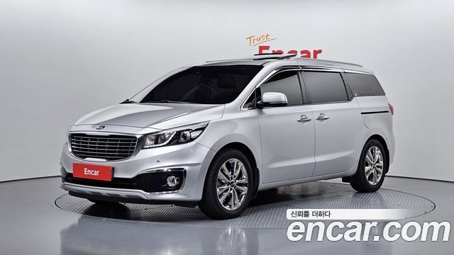 Kia Carnival 9-seater Noblesse — пробег 178 048 км — фото 1 из 5