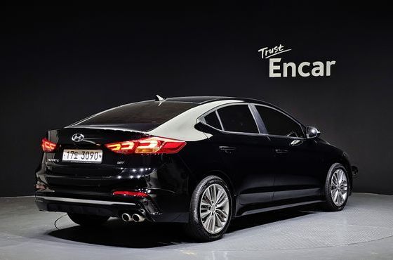 Hyundai AVANTE 1.6 Turbo Sport — пробег 85 359 км — фото 2 из 5