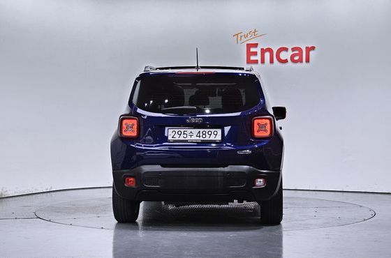 Jeep Renegade 2.4 Longitude — пробег 94 775 км — фото 4 из 5