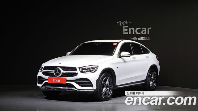 Mercedes-Benz GLC-Class GLC300e 4MATIC Coupe — пробег 59 544 км — фото 1 из 5