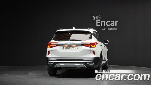 Kia Seltos из Кореи Encar