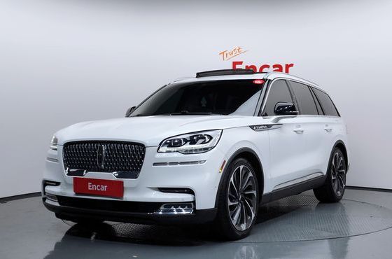 Lincoln Aviator 3.0 Reserve AWD — пробег 59 860 км — фото 1 из 5