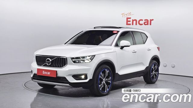 Volvo XC40 B4 Inscription — пробег 32 099 км — фото 1 из 5