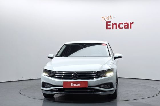 Volkswagen Passat 2.0 TDI Premium — пробег 29 313 км — фото 3 из 5