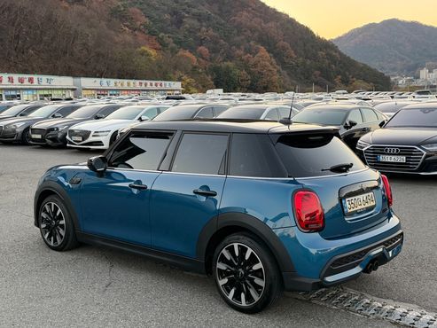 Mini Cooper 5Door Classic Third Generation — пробег 55 000 км — фото 2 из 5