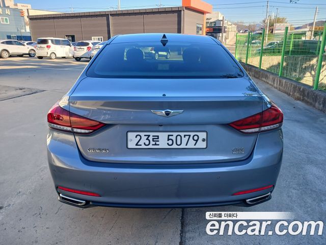 Hyundai Genesis из Кореи Encar