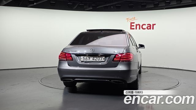 Mercedes-Benz E-Class E250 CDI 4MATIC — пробег 240 409 км — фото 4 из 5