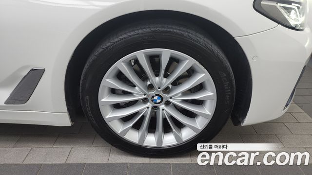 BMW 5-Series 523d xDrive Luxury — пробег 91 100 км — фото 5 из 5