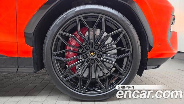 Lamborghini Urus 4.0 V8 SE — пробег 51 км — фото 5 из 5