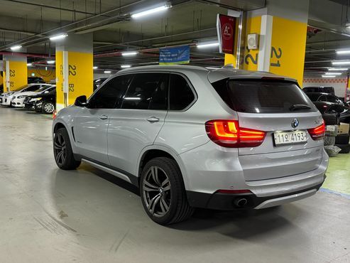 BMW X5 xDrive 30d — пробег 277 673 км — фото 4 из 5