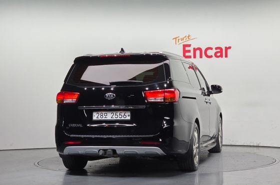 Kia Carnival 9-seater Prestige — пробег 138 886 км — фото 4 из 5