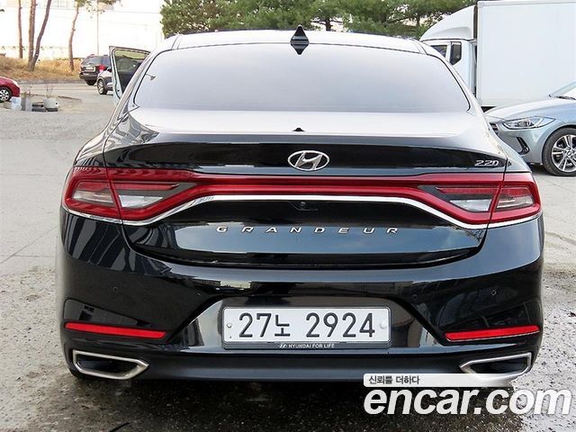 Hyundai Grandeur 2.2 Diesel Premium Special — пробег 252 542 км — фото 4 из 5