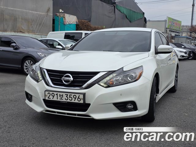 Nissan Altima из Кореи Encar