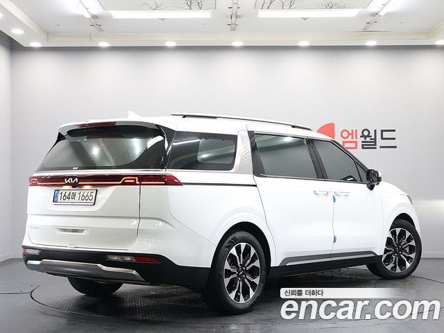 Kia Carnival Gasoline 9-Seater Signature — пробег 48 341 км — фото 3 из 5