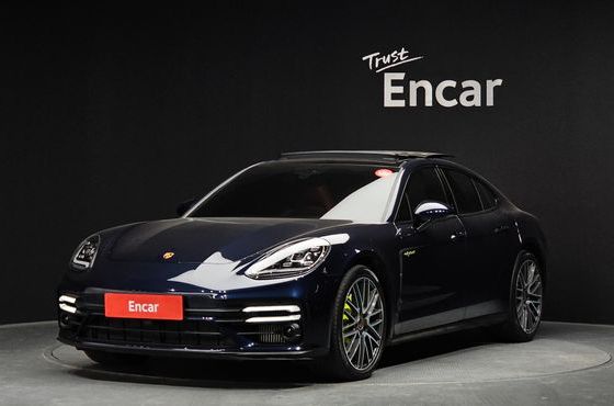 Porsche Panamera 2.9 AWD E-Hybrid Platinum Edition — пробег 43 804 км — фото 1 из 5
