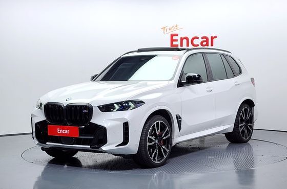 BMW X5 M60i — пробег 29 319 км — фото 1 из 5