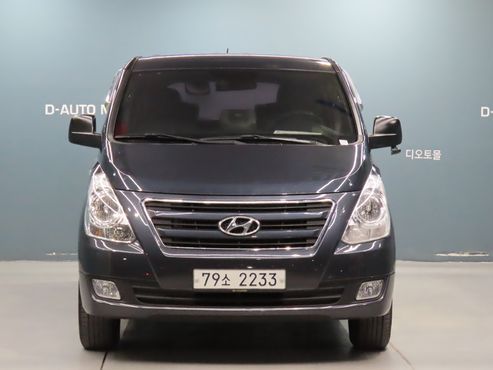 Hyundai Starex 12-Seater LPi Wagon Smart — пробег 88 000 км — фото 1 из 5