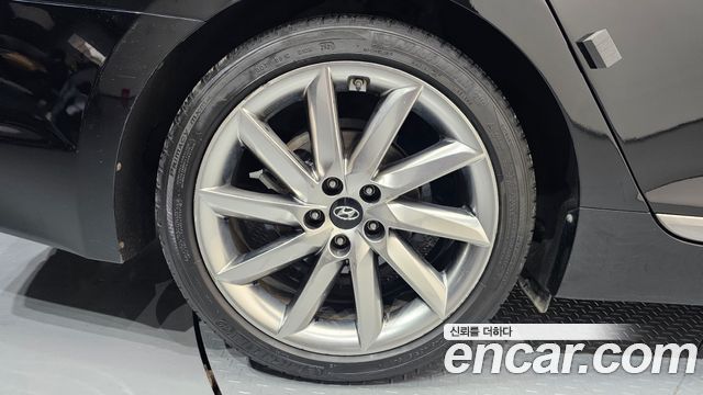 Hyundai Aslan из Кореи Encar