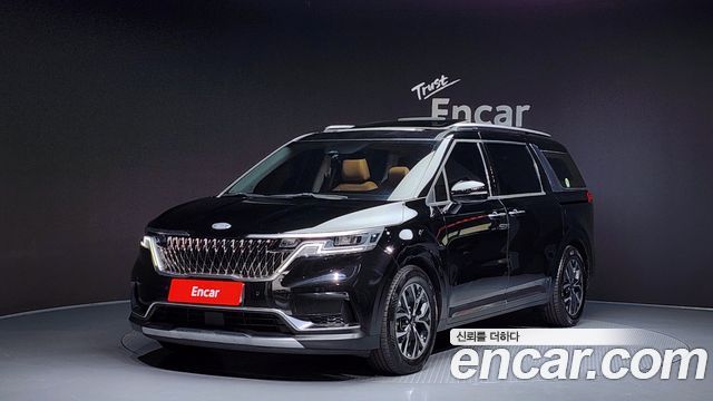 Kia Carnival 9-Seater Noblesse — пробег 87 334 км — фото 1 из 5