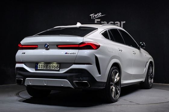 BMW X6 M50i — пробег 39 824 км — фото 2 из 5