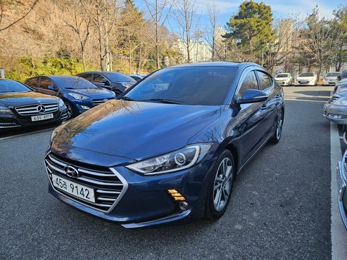 Hyundai AVANTE 1.6 GDI Value Plus — пробег 101 000 км — фото 1 из 5
