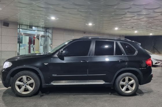 BMW X5 xDrive 30si — пробег 180 000 км — фото 3 из 5