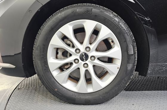 Kia K8 2.5 Gasoline 2WD Noblesse — пробег 42 222 км — фото 5 из 5