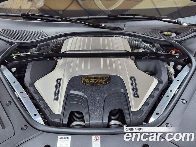 Porsche Panamera 4.0 Turbo Sport Turismo — пробег 9 000 км — фото 5 из 5