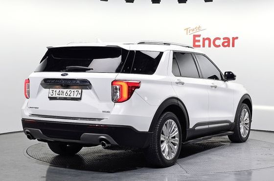 Ford Explorer 2.3 LimIted 4WD — пробег 77 578 км — фото 2 из 5