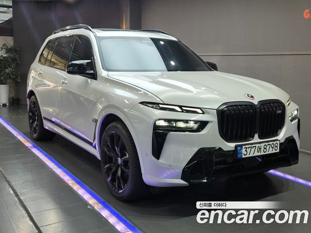 BMW X7 M60i xDrive M sport 6STR — пробег 30 732 км — фото 1 из 5