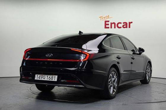 Hyundai Sonata 2.0 Premium — пробег 68 432 км — фото 2 из 5