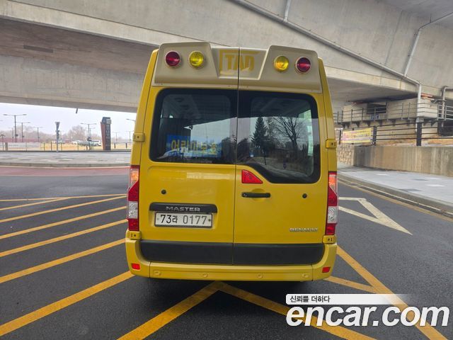 Renault (Samsung) Master School Bus 15-Seater — пробег 78 480 км — фото 4 из 5