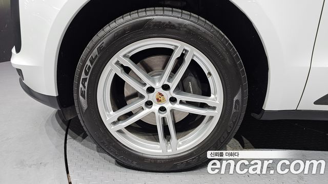 Porsche Macan из Кореи Encar