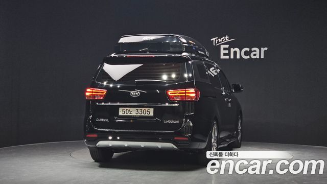 Kia Carnival из Кореи Encar