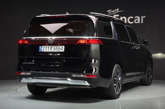 Kia Carnival 9-Seater Noblesse — пробег 92 566 км — фото 2 из 5