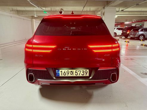 Genesis GV70 2.5T Gasoline AWD — пробег 67 000 км — фото 4 из 5
