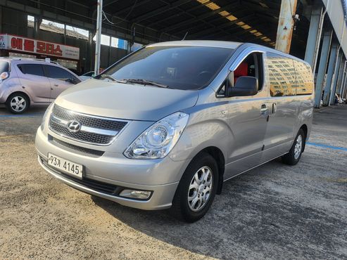 Hyundai Starex 5-Seater VAN CVX Luxury — пробег 264 095 км — фото 3 из 5