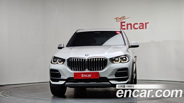 BMW X5 xDrive 40i xLine — пробег 29 801 км — фото 3 из 5