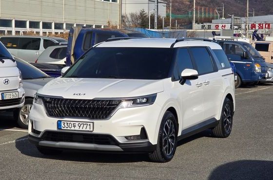 Kia Carnival 9-Seater Prestige — пробег 85 468 км — фото 1 из 5
