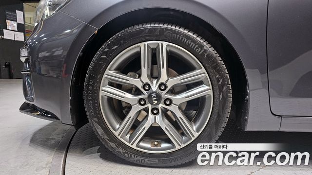 Kia K3 Luxury — пробег 69 767 км — фото 5 из 5