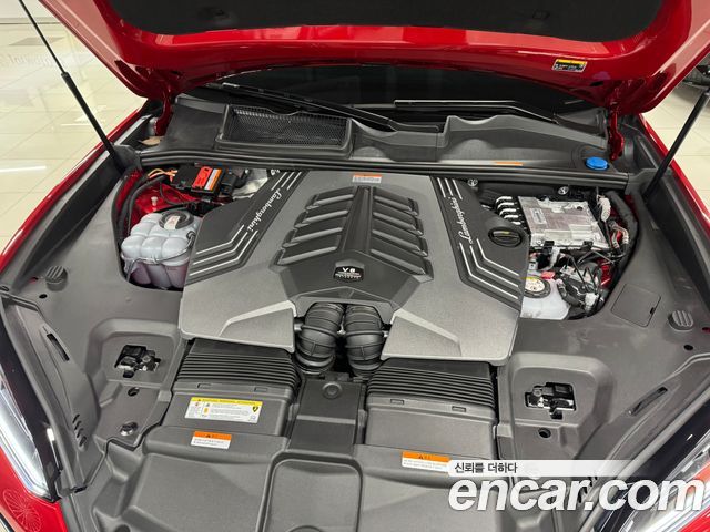 Lamborghini Urus из Кореи Encar